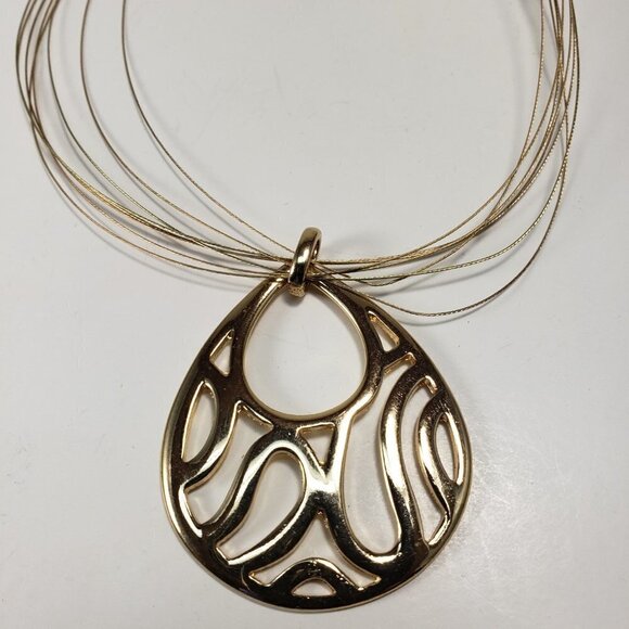 Gold-tone Multi Strand Wires Necklace with Big Filigree Pendant C1 - Picture 5 of 9